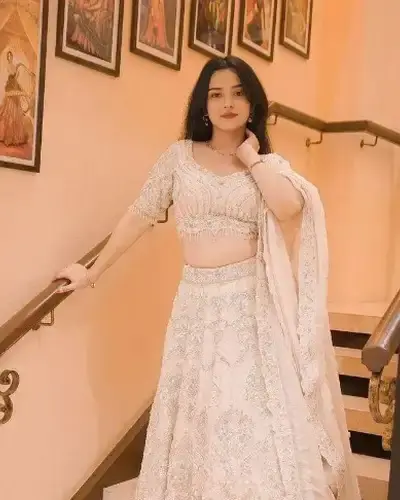 Escort Safdarjung Enclave